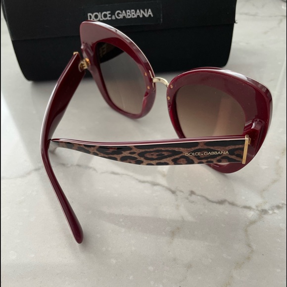 Authentic Dolce and Gabbana leopard cat eye sunglasses - Picture 7 of 8